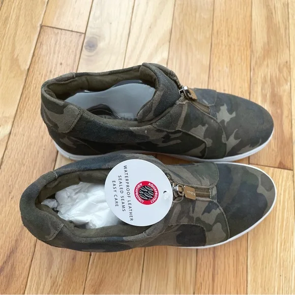 Blondo Glenda Suede Camouflage Wedge Sneaker Size 7M - Picture 4 of 7